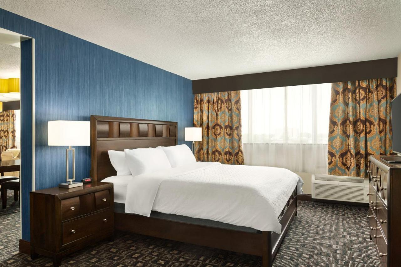 Holiday Inn Louisville East - Hurstbourne, An Ihg Hotel Buitenkant foto