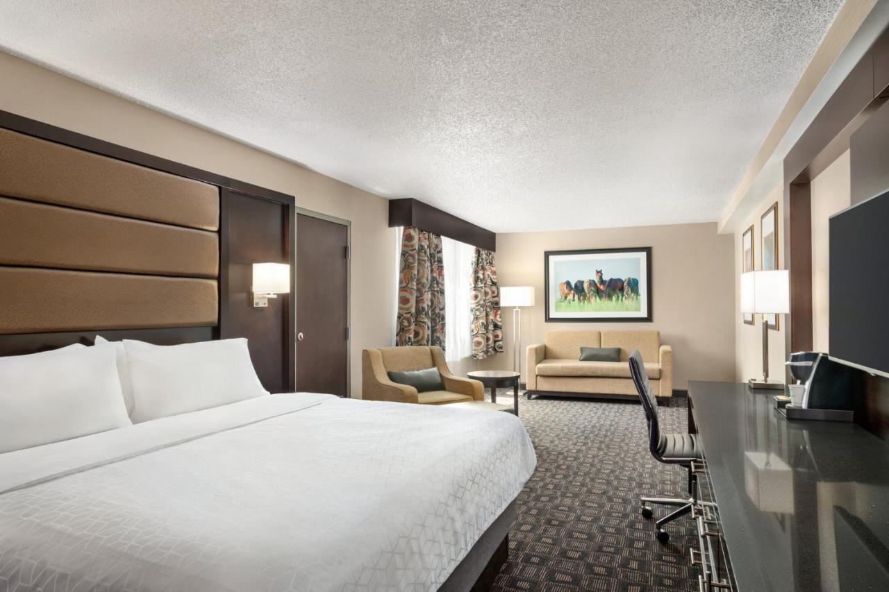 Holiday Inn Louisville East - Hurstbourne, An Ihg Hotel Buitenkant foto