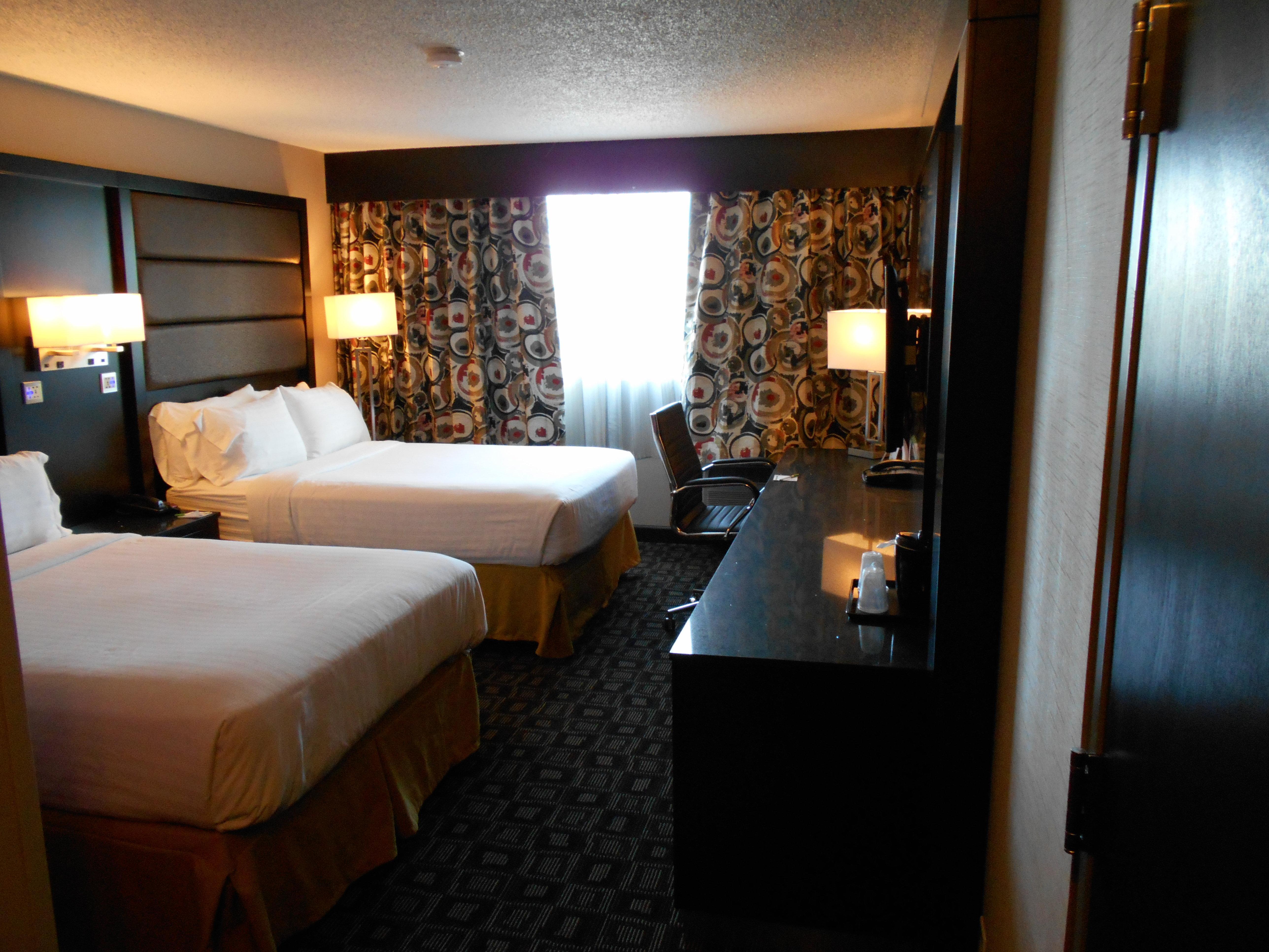 Holiday Inn Louisville East - Hurstbourne By Ihg Buitenkant foto