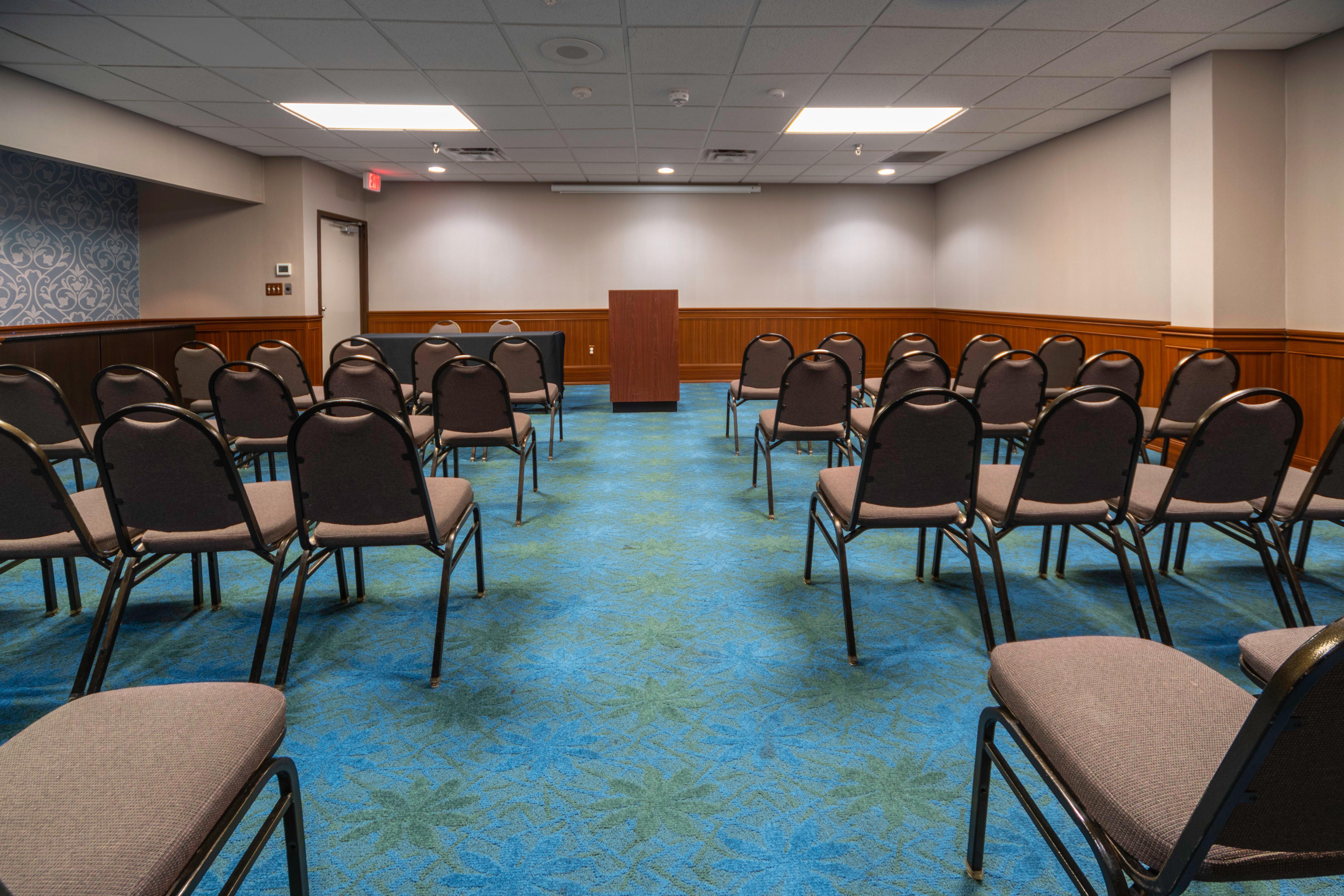 Holiday Inn Louisville East - Hurstbourne By Ihg Buitenkant foto