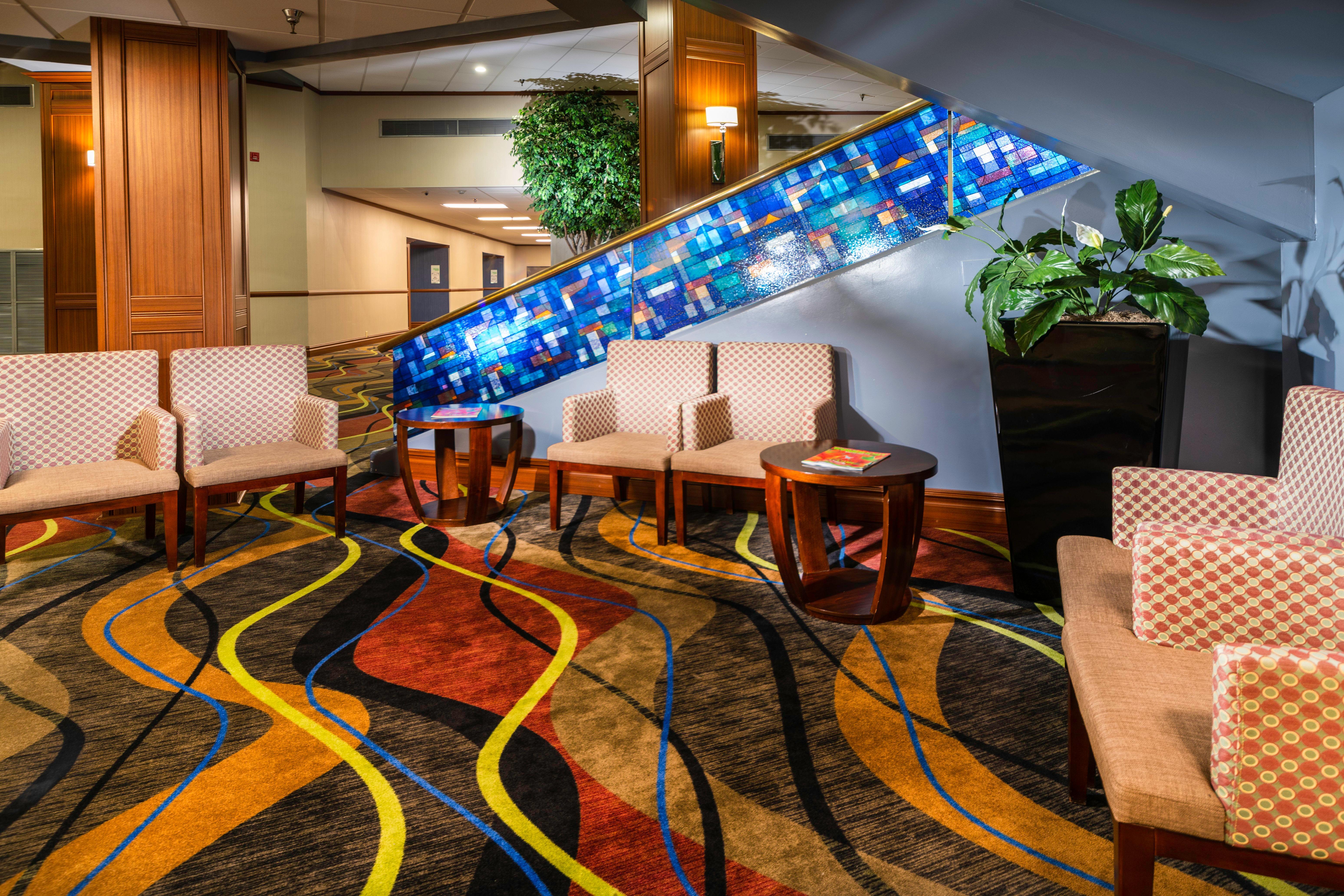 Holiday Inn Louisville East - Hurstbourne By Ihg Buitenkant foto