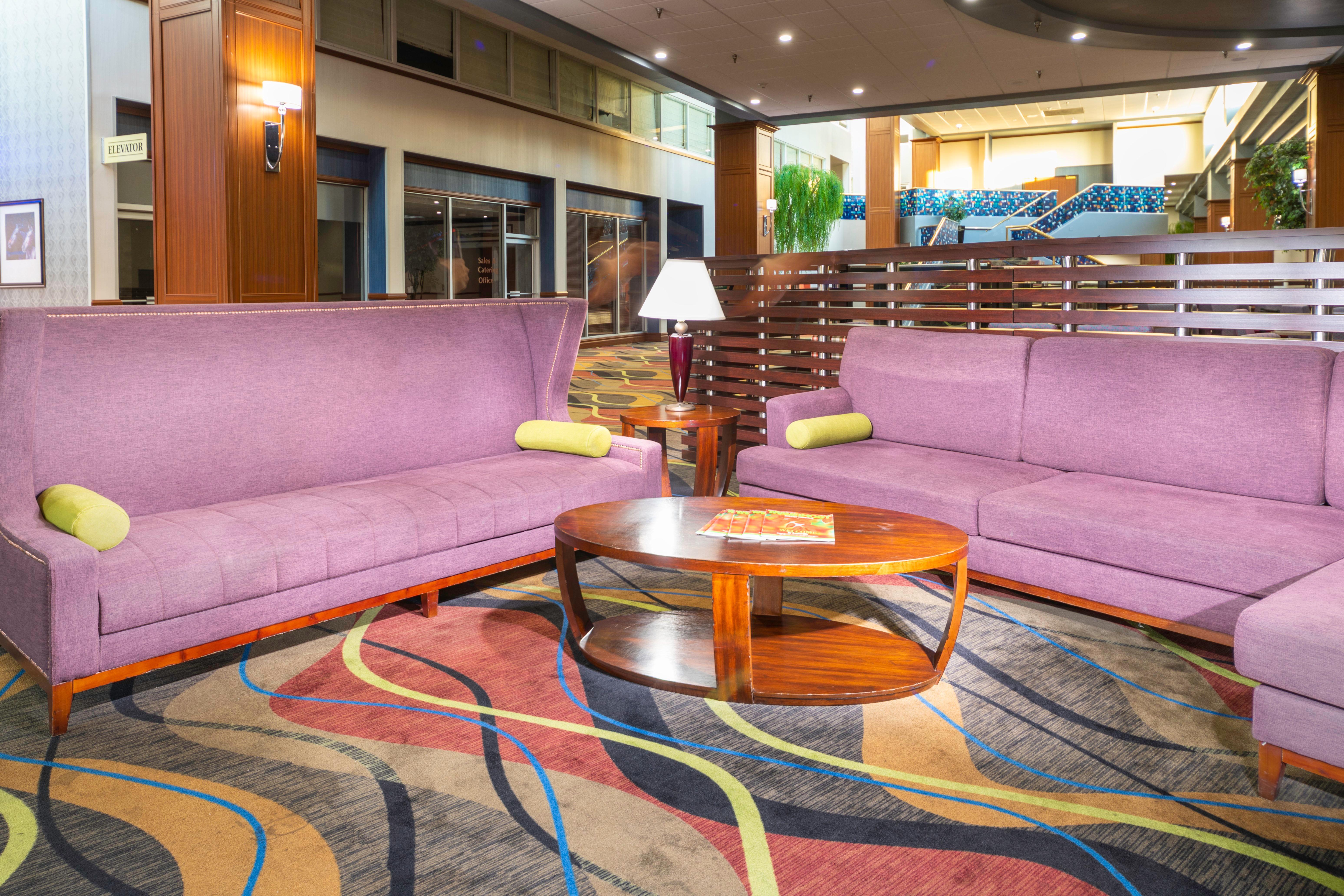 Holiday Inn Louisville East - Hurstbourne, An Ihg Hotel Buitenkant foto